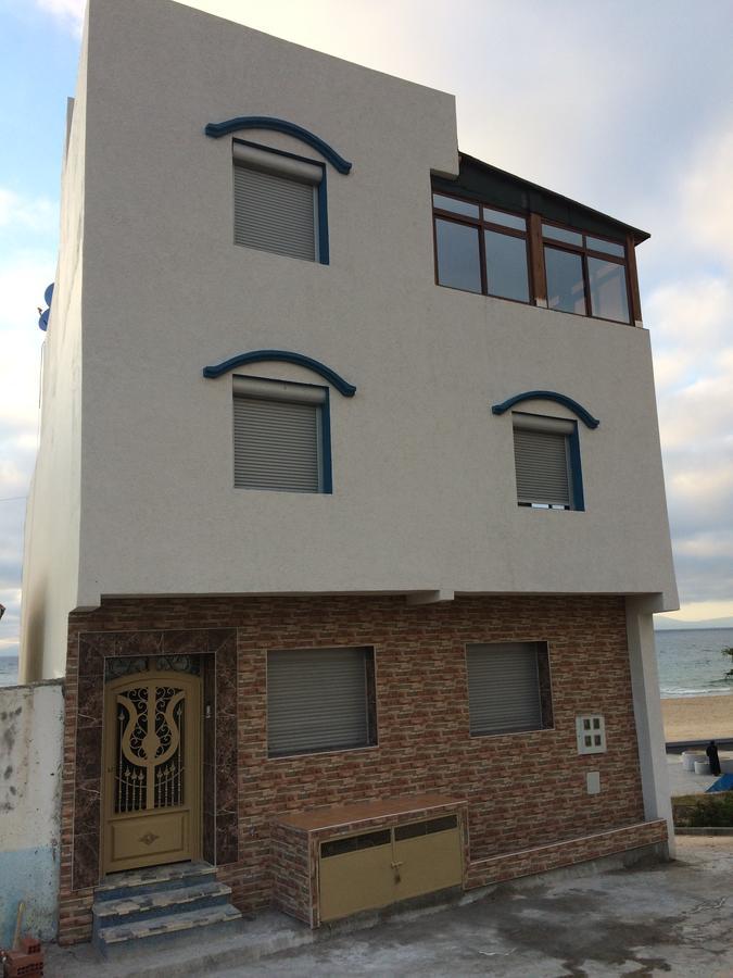 Apartment Corniche Ksar Sgher Ksar Sghir Exteriör bild